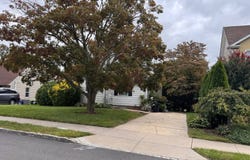 95 Branton Pl, Albertson, NY 11507