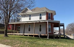 401 N 9th Street, Atchison, KS 66002