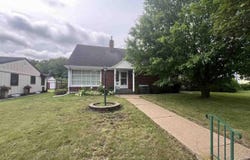 816 E 25th st, Hibbing, MN 55746