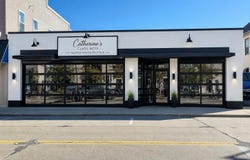 111 S Main St, Oconomowoc, WI 53066