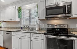 10 Westview Road, Brookline, NH 03033