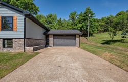 618 Jay Dr, Gallipolis, OH 45631