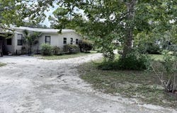 6861 NE 95th Ct, Bronson, FL 32621