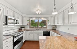 111 9th Ave, Ross Twp, PA 15229