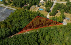 Elko St, Williston, SC 29853