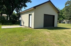 1333 Walnut Street, Dawson, MN 56232