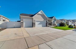 1403 E LOWE PEAK Dr, Eagle Mountain, UT 84005