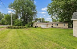 9026 Aboite Road, Roanoke, IN 46783