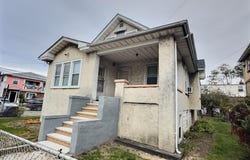 2718 Collier Avenue, Edgemere, NY 11691