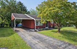 902 YOUNG Place, FREDERICK, MD 21702