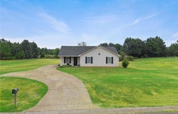 56 Stonegate Drive, Cedartown, GA 30125