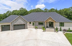7962 N Cedar Springs Lane, Strafford, MO 65757