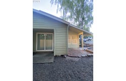 850 W POWELL Blvd, Gresham, OR 97030
