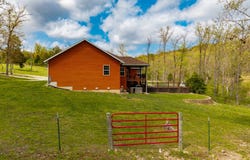 633 E Mountain Dr, Bruner, MO 65620
