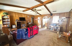 2704 Navasota Drive, Plainview, TX 79072