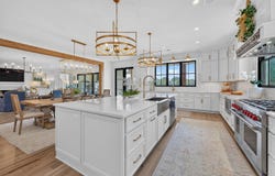 523 N SLAYDEN Rd, Slayden, MS 38642