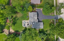 7857 N Lake Dr, Fox Point, WI 53217