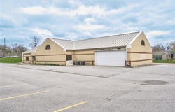 4001 River Ridge Drive NE, Cedar Rapids, IA 52402