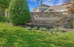 1154 Waterfall Ln, Lakeland, FL 33803