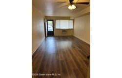 29 Winding Woods Loop, Staten Island, NY 10307