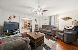 414 Guy St, Jeannette, PA 15644
