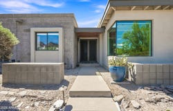 1801 E MANZANITA Drive, Phoenix, AZ 85020