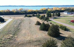 Vacation Drive, Yankton, SD 57078