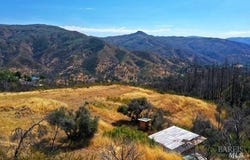1525 Hunter Point Road, Upper Lake, CA 95485