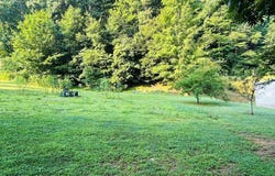 1020 TONEYS FORK RD, CLEAR CREEK, WV 25044