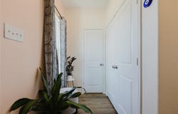 504 N Thunderstorm Ave, Lockhart, TX 78644