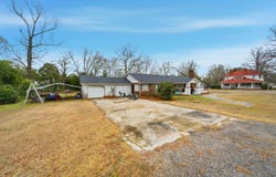 495 Barnwell Street, Springfield, SC 29146