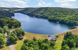 91 Lakeside Dr, Sayre, PA 18840