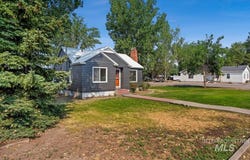 1105 Idaho St, Gooding, ID 83330