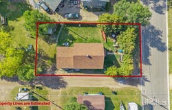 2011 N 16th Avenue, Escanaba, MI 49829