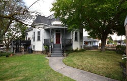 1103 E 11TH St, TheDalles, OR 97058