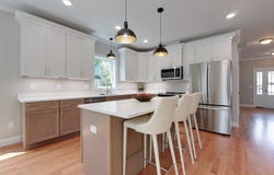 10 Pleasant St, Templeton, MA 01468