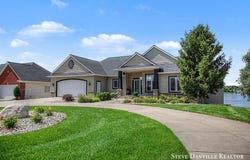 9121 24th Avenue, Jenison, MI 49428