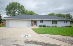 122 Parkside Drive, Algona, IA 50511