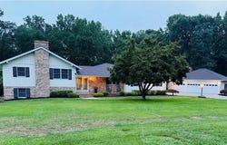 321 Pineview Drive, Mount Airy, NC 27030