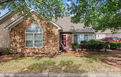 6809 Ledgestone Place, Charlotte, NC 28227