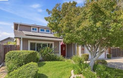 1017 Hatchcover Pl, Manteca, CA 95337