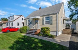 55 Eiseman Ave, Piscataway Twp., NJ 08854-6094