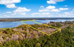 554 Point Comfort Road, Moncks Corner, SC 29461