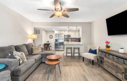 5300 Walnut Avenue, Downers Grove, IL 60515