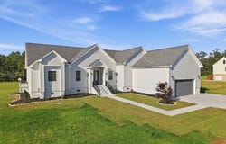117 E Dowry Creek, Belhaven, NC 27810