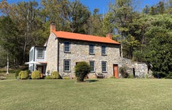 41 Twin Rivers Ln, Glasgow, VA 24555