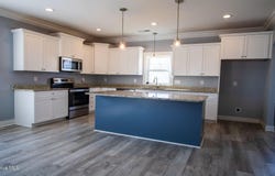 279 E Ivybridge Drive, Hubert, NC 28539