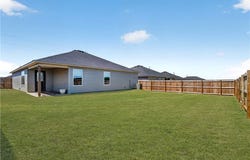 1716 Ace Avenue, Gentry, AR 72734