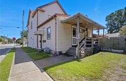 1300 Bainbridge Boulevard, Chesapeake, VA 23324