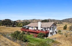 28360 Burning Tree Drive, Tehachapi, CA 93561